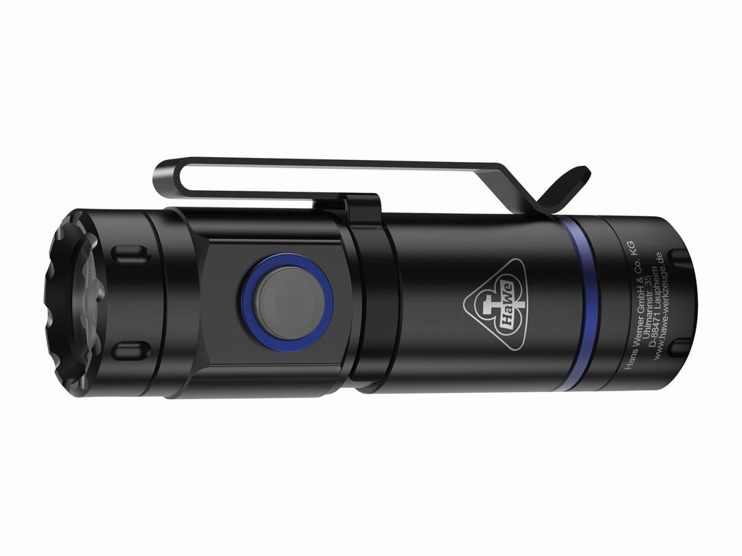 Eine LED-Akku-Mini-Taschenlampe zur Baustellenbeleuchtung von HaWe, freigestellt vor weißem Hintergrund. Wenden Sie sich bei Fragen bitte an Ihren persönlichen Ansprechpartner von JACOB CEMENT.