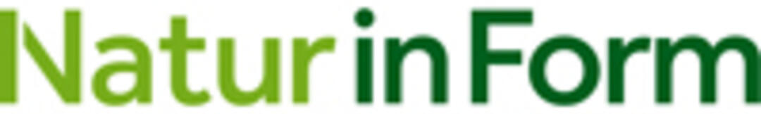 Das Logo zeigt den Text 'Natur in Form'. 'Natur' erscheint in hellgrüner Schrift, während 'in Form' dunkelgrün gefärbt ist. Das Logo steht horizontal in einer Zeile auf weißem Hintergrund.